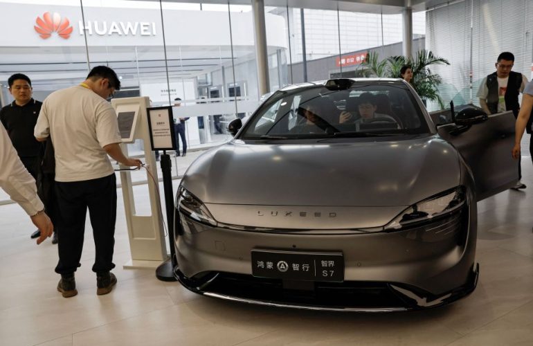 Tecnologia Automotiva Da Huawei É Destaque No Salão Do Automóvel De Pequim