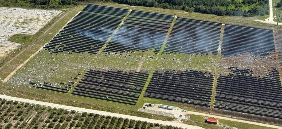 Parque Solar Fotovoltaico Destruído Por Tornado