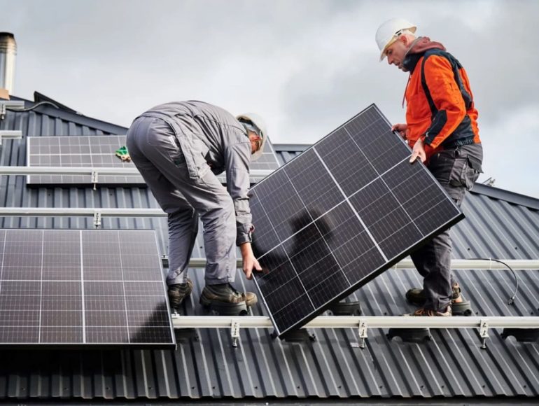 Painel Solar - Técnicos De Instalação