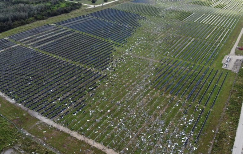 Parque Solar Fotovoltaico Destruído Por Tornado