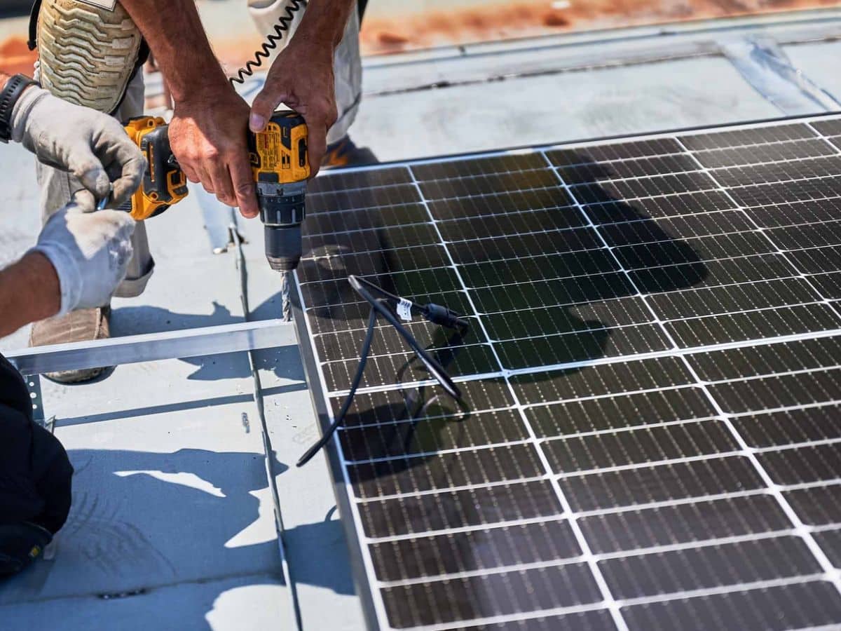 Reutilização De Painéis Solares