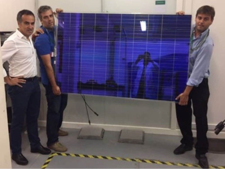 Painéis Solares Híbridos