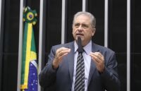 Com Mudanças, Mp Do Iof Deve Arrecadar R$ 17 Bi Em 2026, Diz Relator